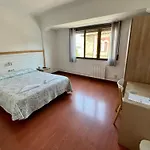 게스트하우스 Montero Sestao Bilbao
