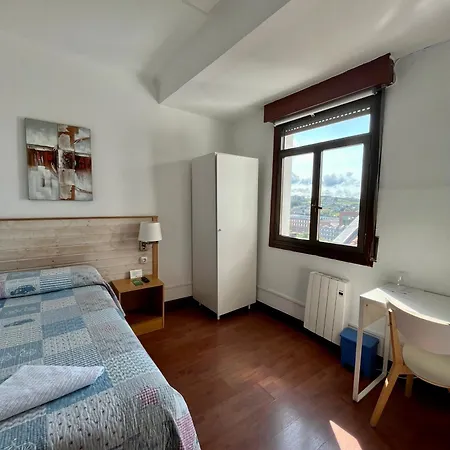 Montero Sestao Bilbao Pensjonat *