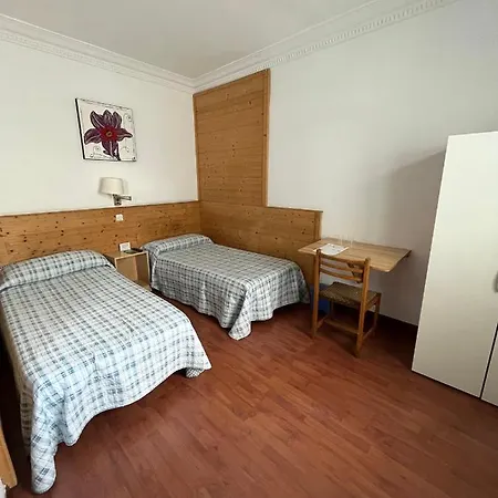 Montero Sestao Bilbao 招待所 *